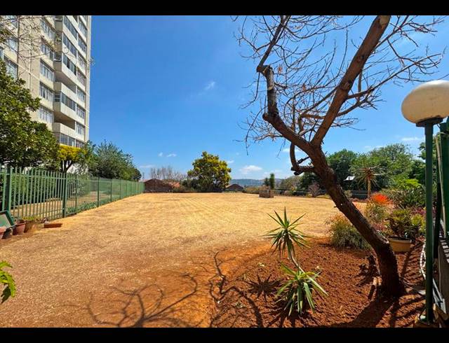 1 BEDROOM APARTMENT FOR SALE IN BEDFORD GARDENS